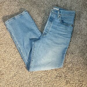 Levi’s Ribcage Straight